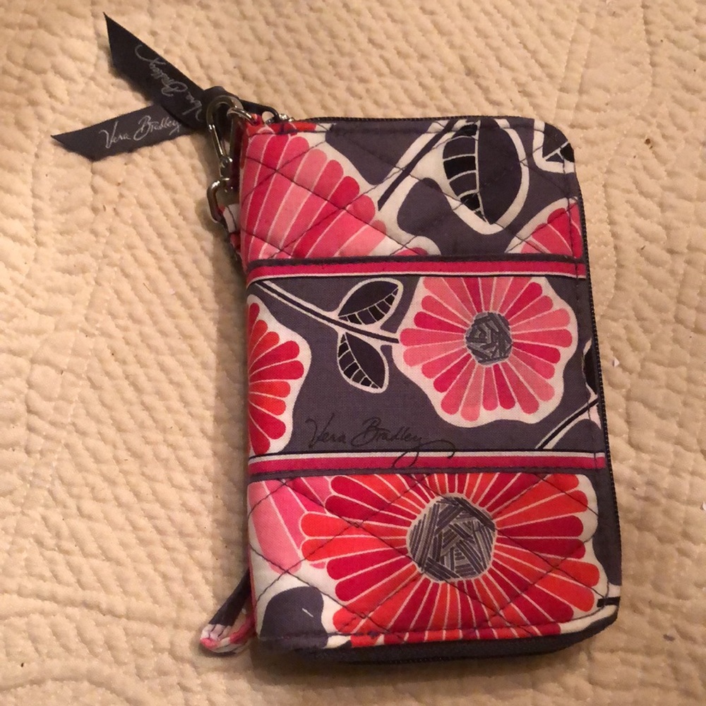 🌺 Vera Bradley Wristlet Wallet NWOT never used - Picture 1 of 8